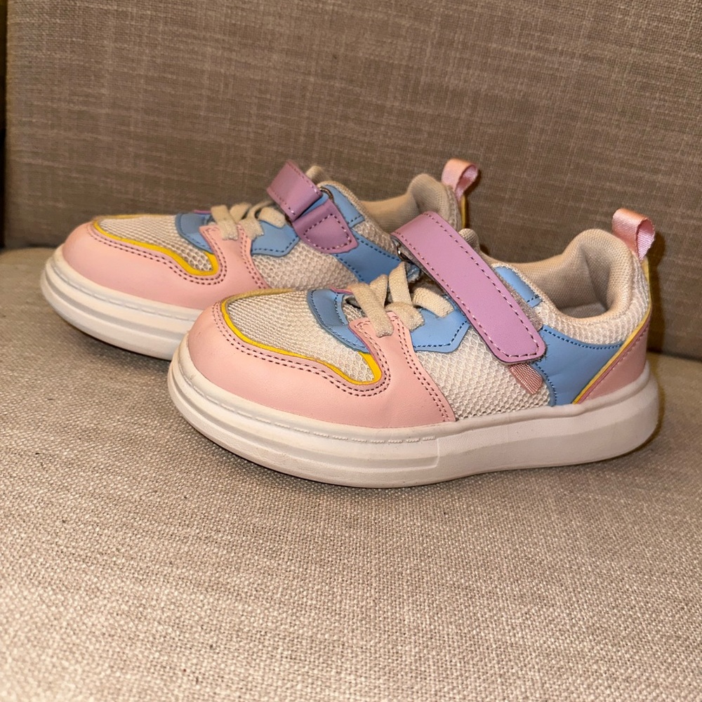 SHEIN Girls Color Block Velcro Skate Shoes - Picture 6 of 8